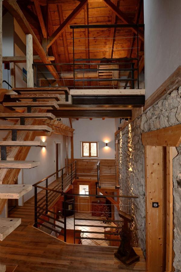 Un R De Memises Bed and Breakfast Thollon-les-Memises Exteriör bild